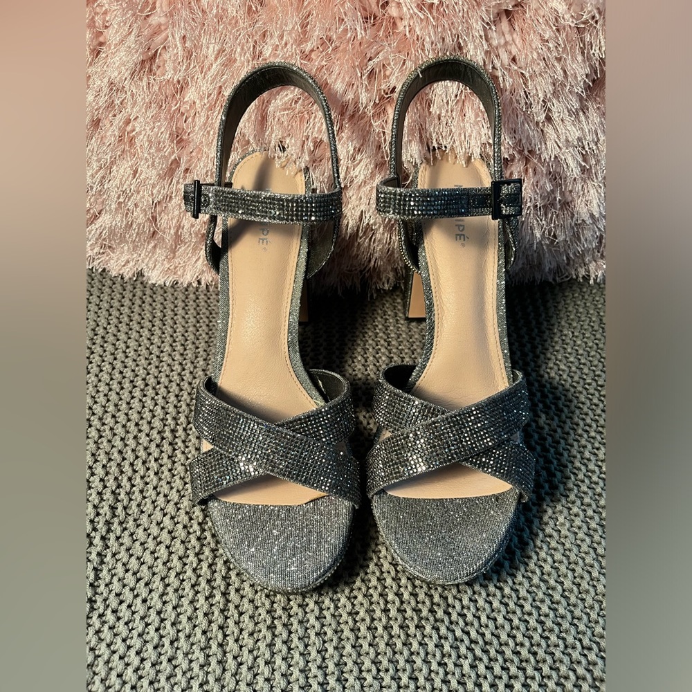 Sparkly gray block heels size 11
